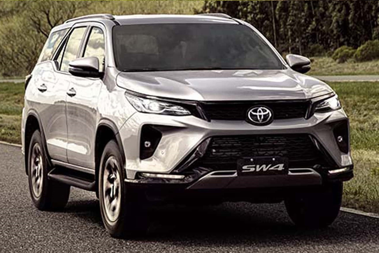 Toyota 10 SW4