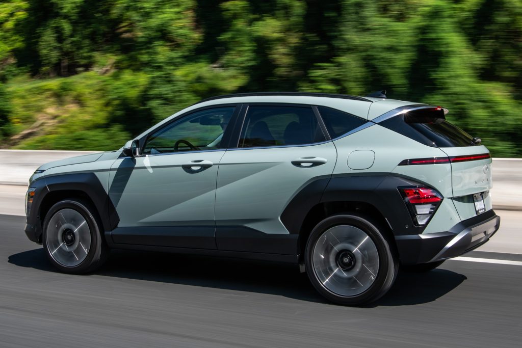 Kona Hybrid Vista Detalhes