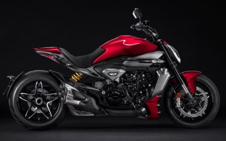 Ducati XDiavel V4